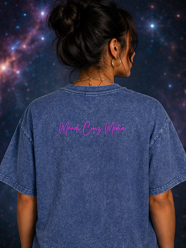 science-meets-stardust-oversized-tee-acid-wash-detail